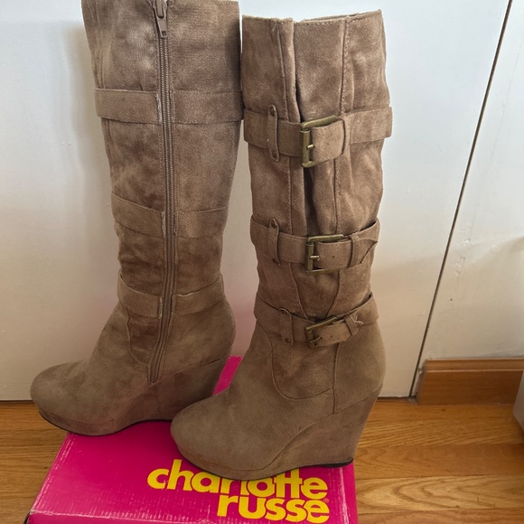 Suede knee high wedge boot - Picture 2 of 6